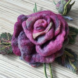 Создаем розочку из шерсти