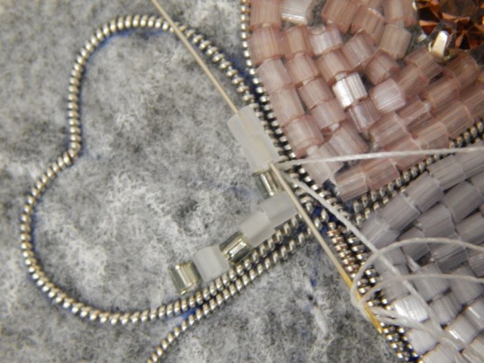 ​Создание броши "Клевер" из бисера: мастер-класс, часть 3