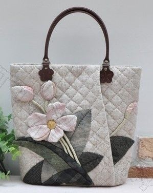 ​Идеи сумок в технике пэчворк с аппликациями