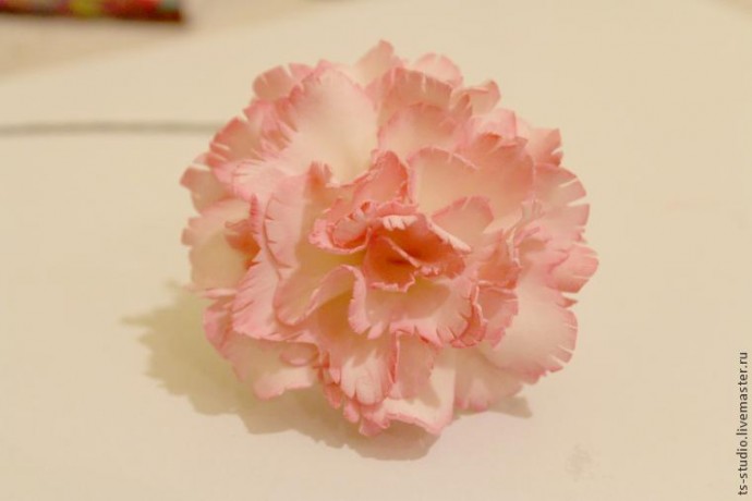 ​Изготовление гвоздики из пластичной замши: часть 3