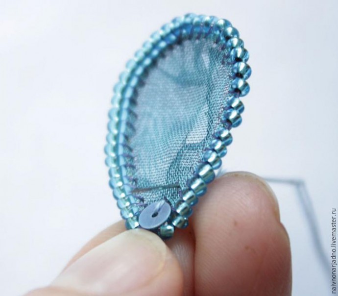 ​Вышиваем брошку "Свинка Пеппа": часть 3