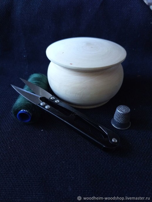 Интересная игольница