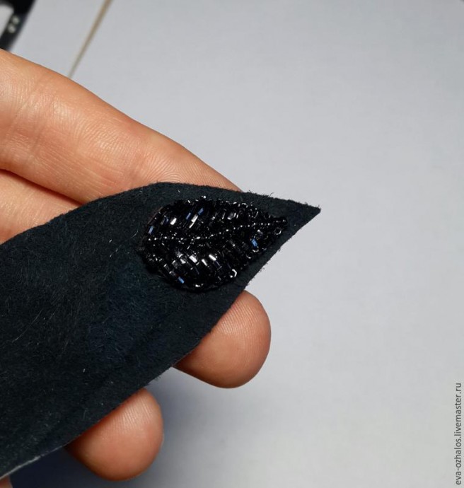 ​Делаем брошь-цветок "Черная георгина": часть 2