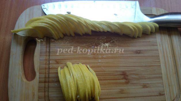 ​Фигурная нарезка из овощей и фруктов с фото для начинающих: часть 3