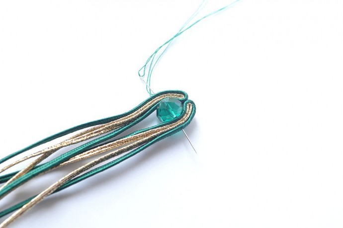 Создаем сутажную брошь "Прекрасный цветок мака": мастер-класс, часть 3