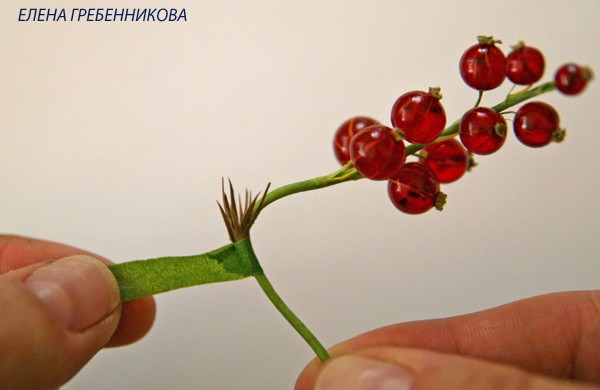 ​Красная смородина из эпоксидной смолы: часть 5