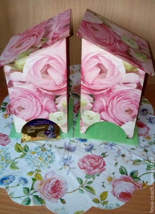 Декорируем чайный домик "Пионы" в технике декупаж файловым методом: часть 3