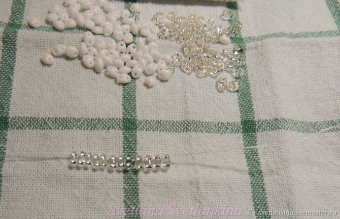 Зимний вальс из бисера и твина Зимний вальс из бисера и твина