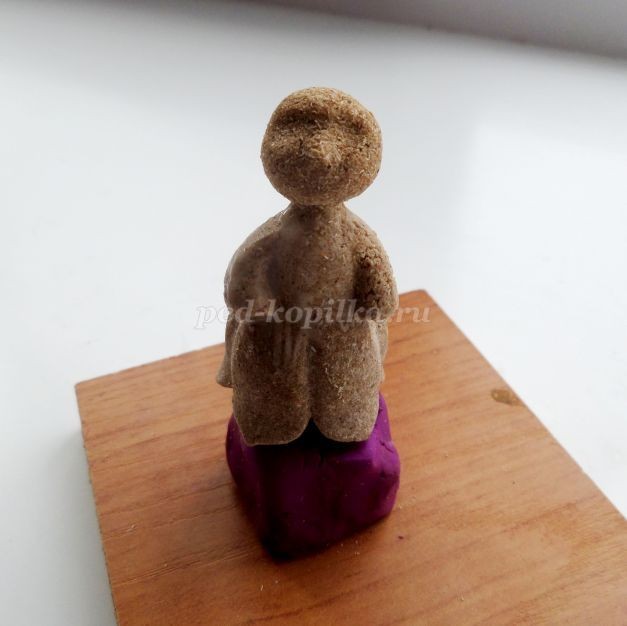 Ёлочная игрушка "Дюймовочка из опилок": часть 2