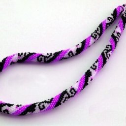 Жгут "Фуксия" из бисера