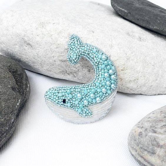 Броши из бисера