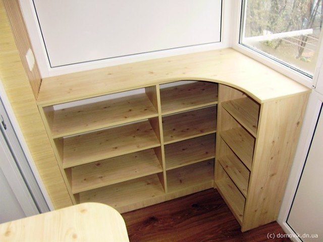 Место для хранения на балконе