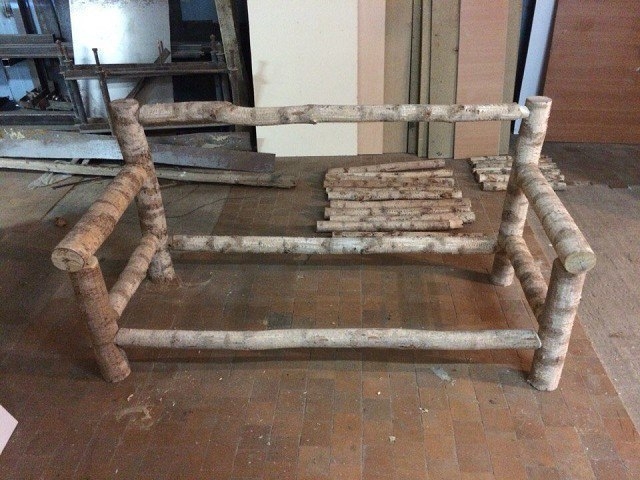 Как сделать диван из подручных средств