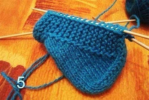 Вязаные тапочки без швов