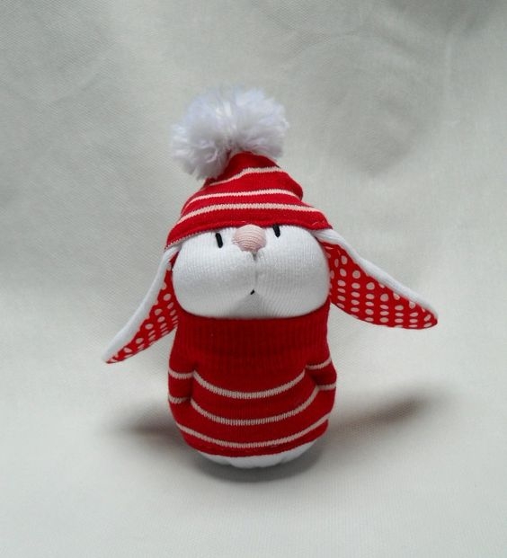 Шикарные яркие игрушки из ...носков