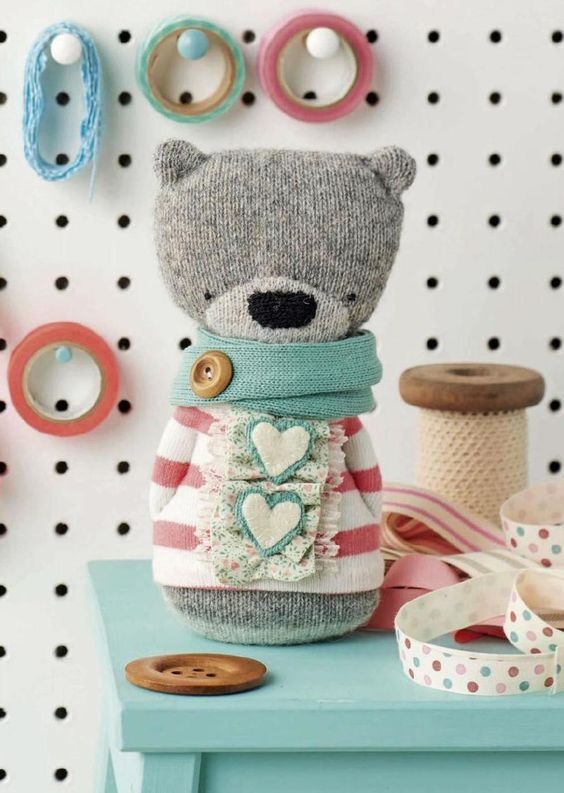 Шикарные яркие игрушки из ...носков