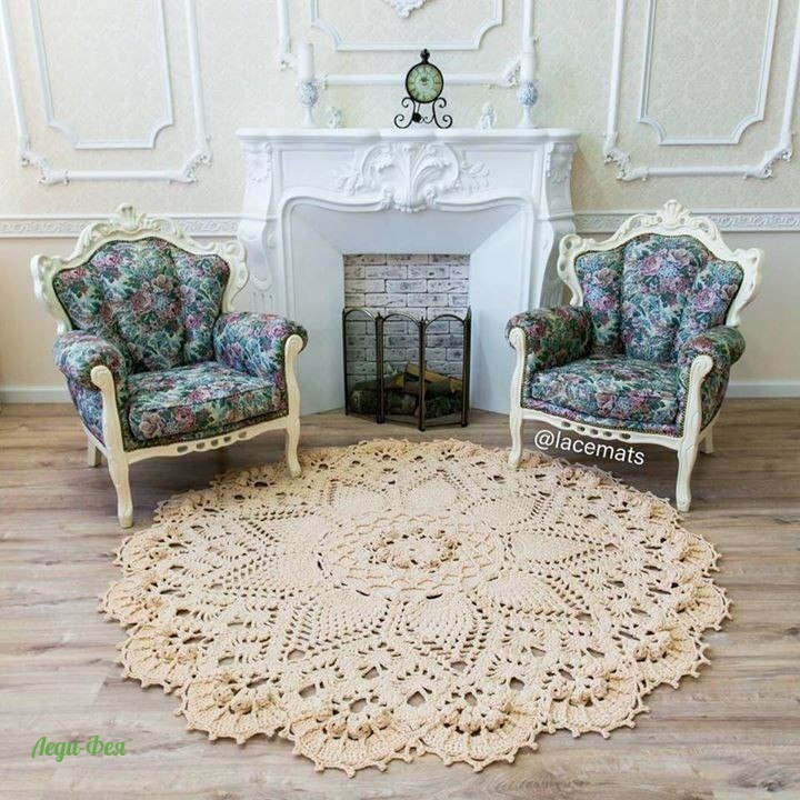 Для вдохновения - вязаные коврики.