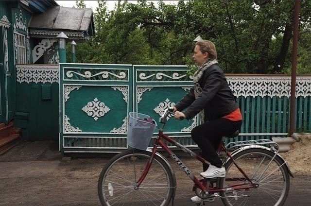 85-летний резчик по дереву Николай Селезнев вручную создает удивительную красоту...