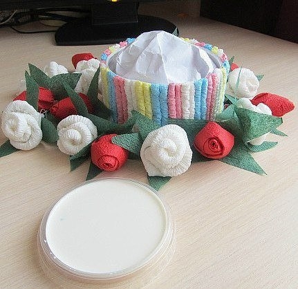 Букет для милой мамочки, розы из салфеток.