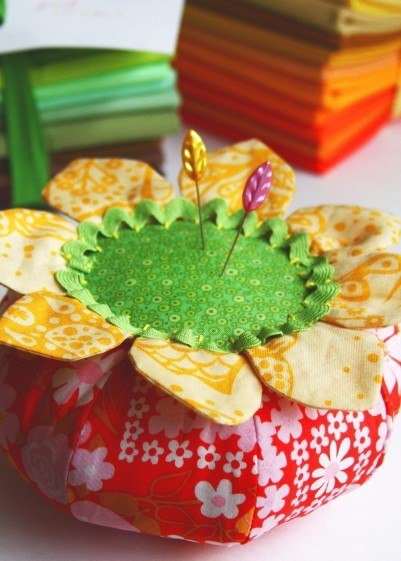 Идеи оригинальных игольниц. Берем на заметку и удивляем