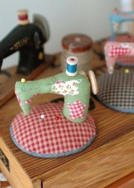 Идеи оригинальных игольниц. Берем на заметку и удивляем