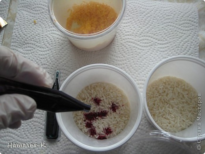 Покраска яиц рисом за пару минут. Красиво и необычно! Покраска яиц рисом за пару минут. Красиво и необычно!