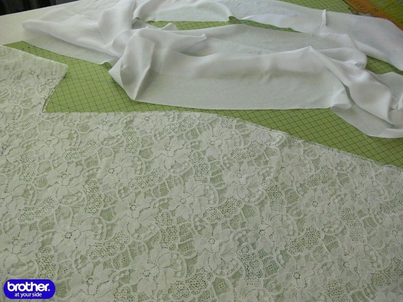 Шьем кружевной халатик