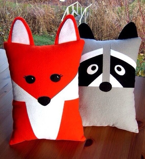 Забавные игрушки-подушки. Идеи для вдохновения