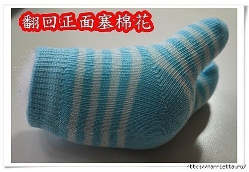 Милые котята из носков. Мастер-класс.