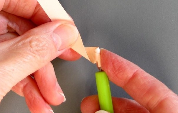 МК Роза в технике квиллинг