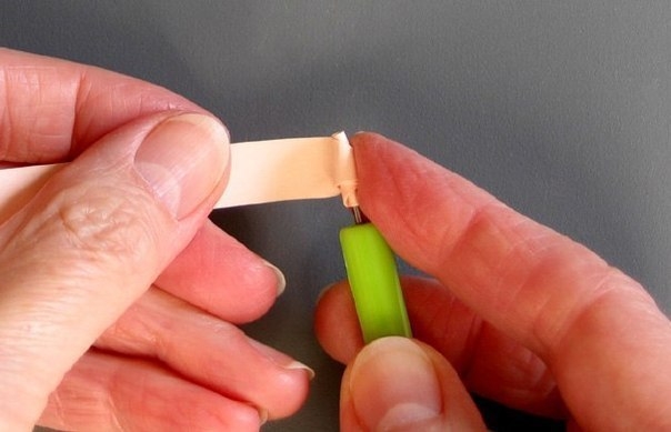 МК Роза в технике квиллинг