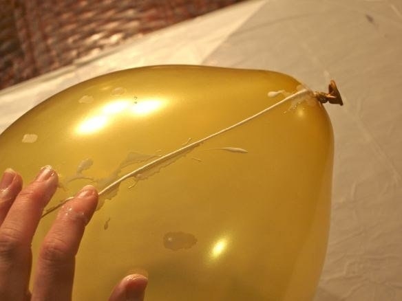 Пасхальные шары из ниток