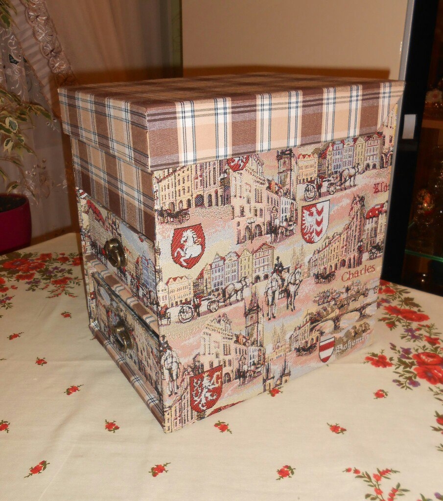 Короб для мелочей. Подарок девушке.