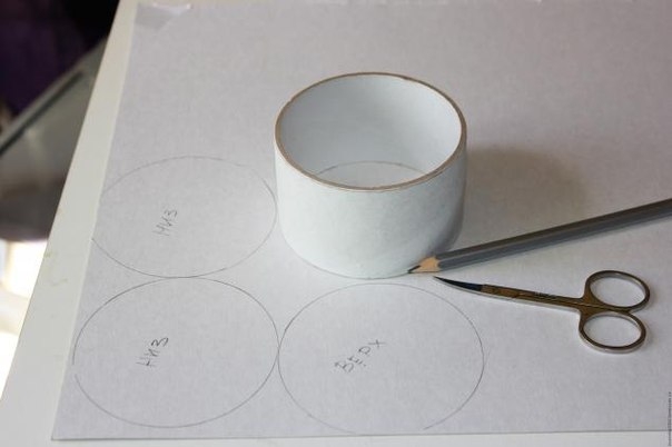 Делаем красивую коробочку из бобины от скотча