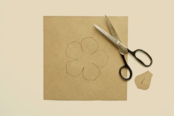 Цветок из шифона своими руками. МК.