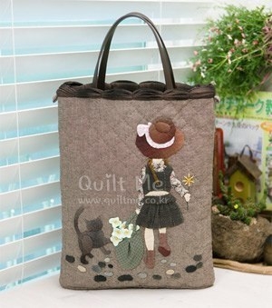 Аппликация на сумочках и шаблоны к ним