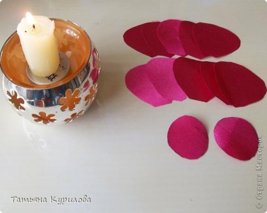 Маки из атласных лент.