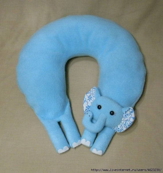 Шейные подушки. Шьём подарок для автолюбителя. Идеи и выкройки.