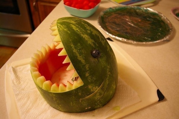 Оригинальная подача арбуза