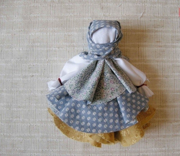 Лялька-мотанка.