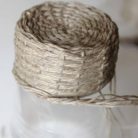 Корзинка из джутового шпагата.