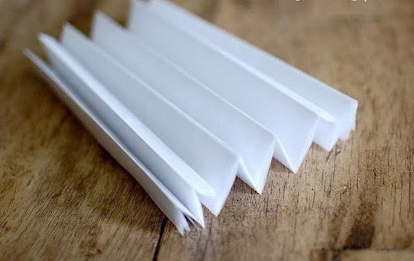 Подарочный бант из бумаги