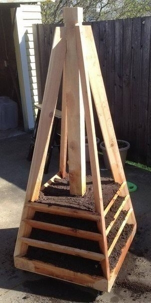 Вертикальные клумбы своими руками