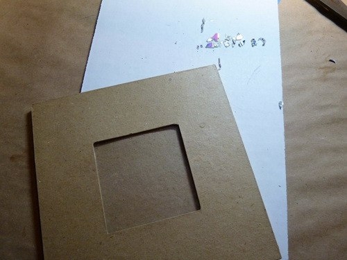 Из старых cd dvd - дисков.