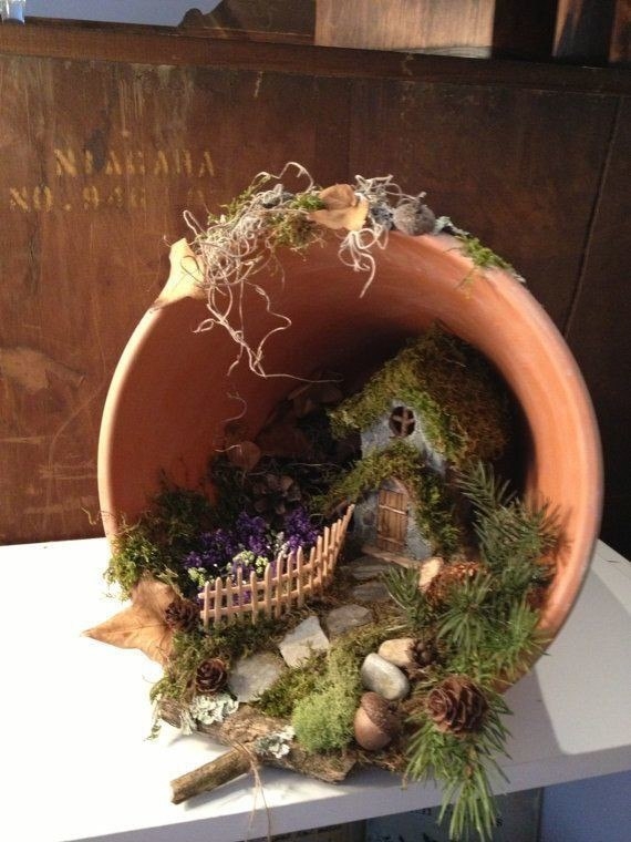 Сказочные идеи из старого цветочного горшка