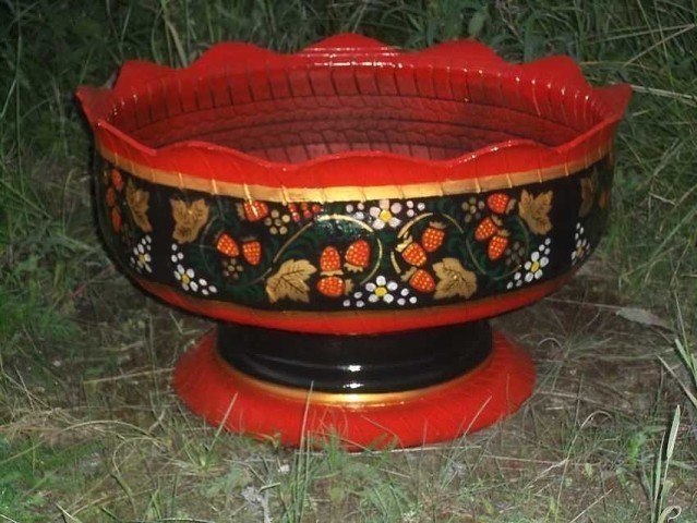 Вазоны из покрышек. еще одна идея со старыми покрышками.