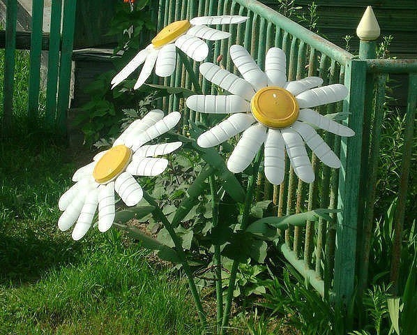 И это все из пластиковых бутылок!