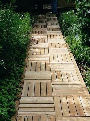 Крутые идеи садовых дорожек