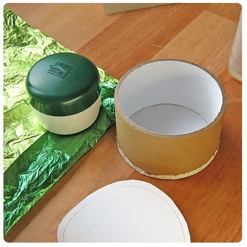 Как сделать круглую упаковку для подарка