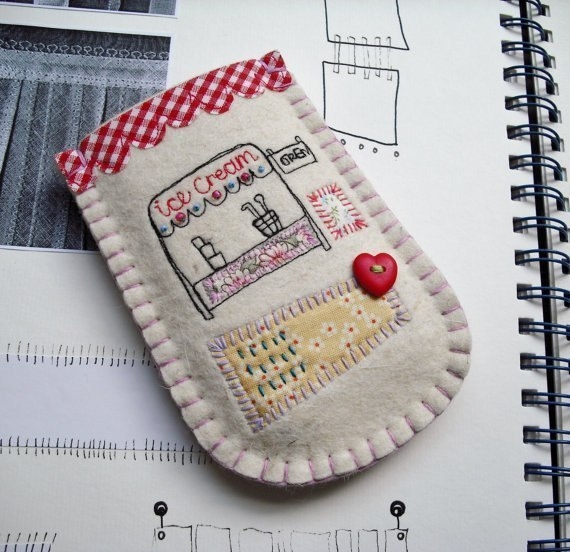 Чехлы для телефонов из фетра. Идеи для вдохновения.